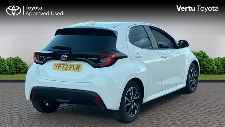 Toyota Yaris 1.5 Hybrid Design 5dr CVT Hybrid Hatchback